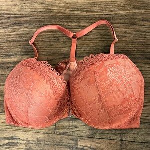 Victoria Secrets 34DD Very Sexy Lacy Racer Back Front Fasten